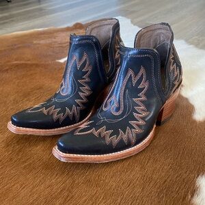 Ariat Dixon Bootie